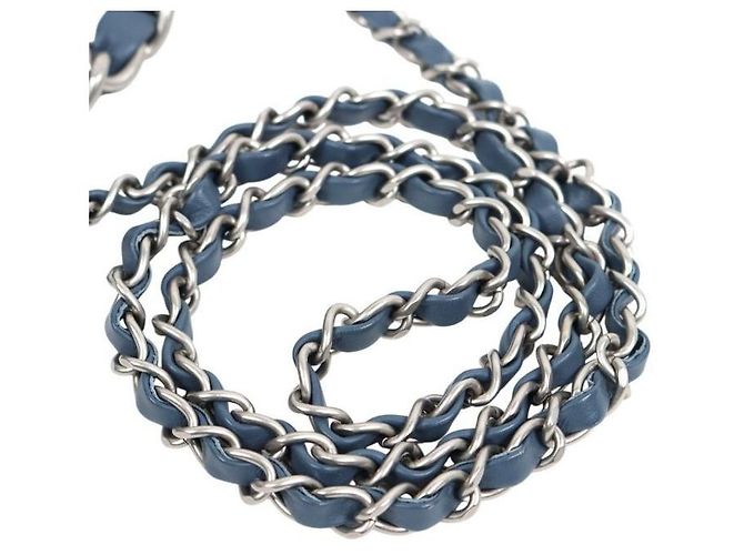 Chanel Mini borsa a tracolla con patta e catena blu stropicciato - vista 9