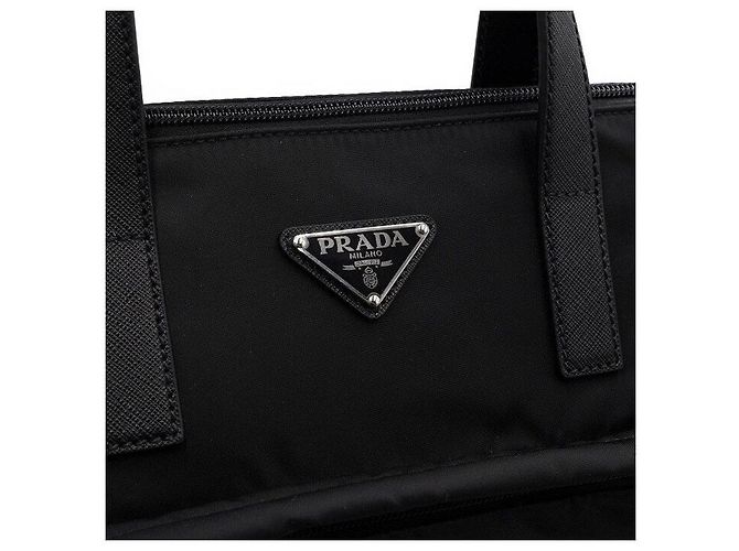 Tote Prada Sac cabas et sac à dos pour homme en nylon noir avec logo triangle de saison - vue 8