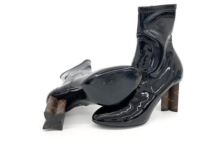 Louis Vuitton Botines de charol Negro - vista 4