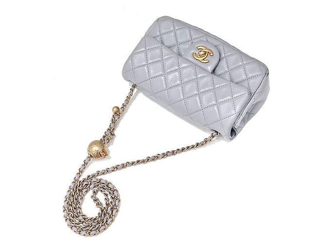 Chanel Mini borsa a tracolla Classic Goldenball in pelle di agnello Marrone - vista 3