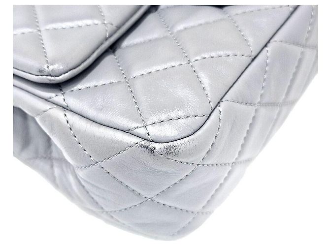 Chanel Mini borsa a tracolla Classic Goldenball in pelle di agnello Marrone - vista 7