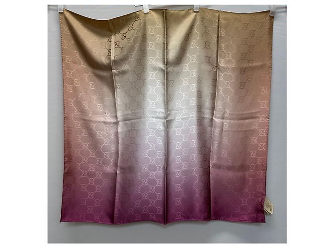 Gucci Sciarpa in jacquard di seta GG Rosso - vista 3