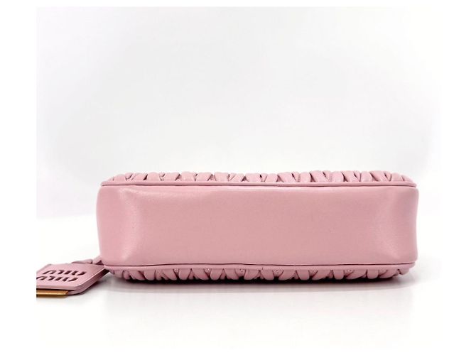 Miu Miu Borsa a tracolla e crossbody in nappa trapuntata Rosa - vista 10