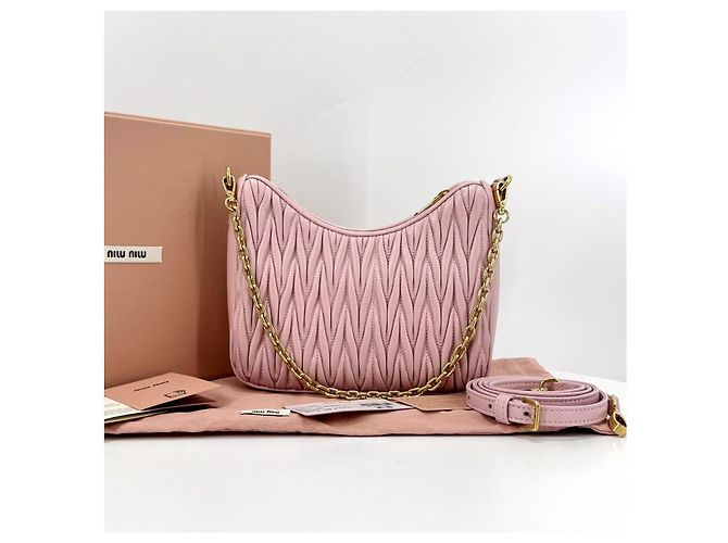 Miu Miu Borsa a tracolla e crossbody in nappa trapuntata Rosa - vista 3