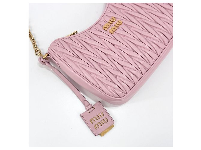 Miu Miu Borsa a tracolla e crossbody in nappa trapuntata Rosa - vista 7