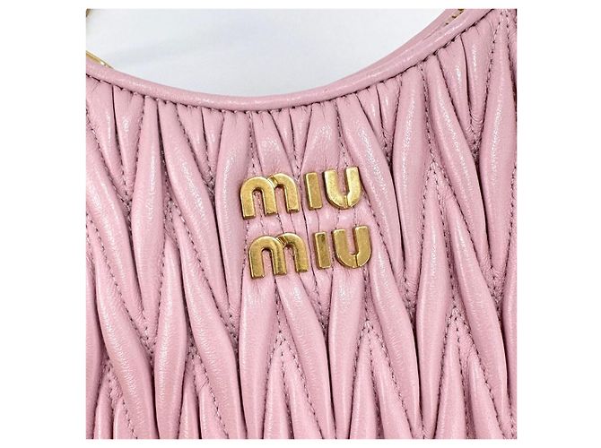 Miu Miu Borsa a tracolla e crossbody in nappa trapuntata Rosa - vista 9
