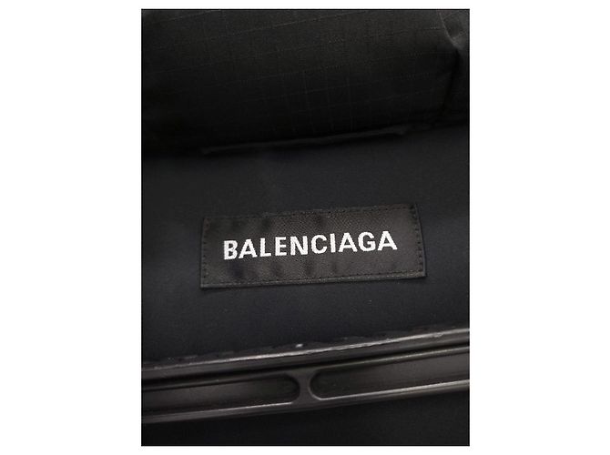Balenciaga Logo Quilted Down Jacket Black - view 5