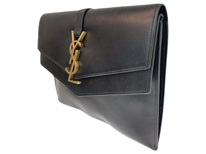 Saint Laurent Clutch YSL Cassandra in pelle nera lucida con dettagli dorati Nero - vista 5