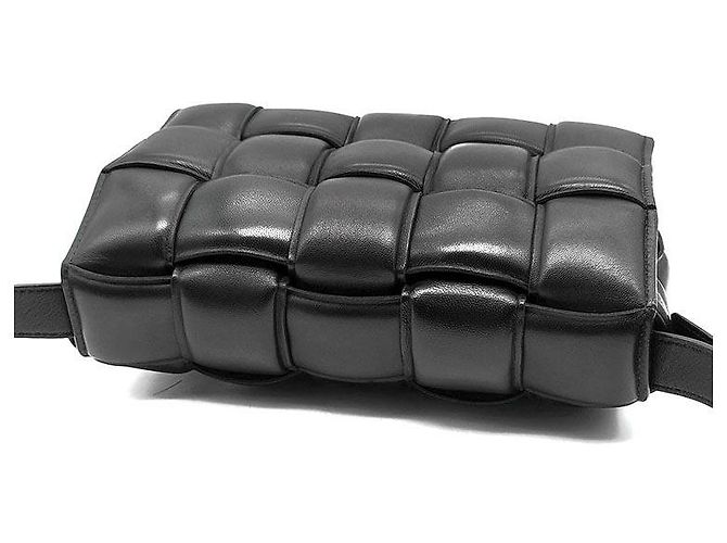 Bolsa Cassette acolchoada Bottega Veneta Preto - vista 6
