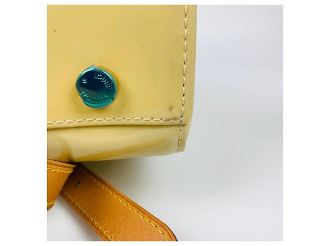 Louis Vuitton Borsa a tracolla Tote Vernis Brea GM Bianco - vista 8