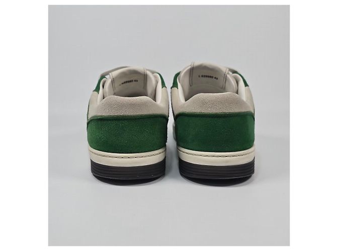 Chanel Baskets en daim vert avec logo CC - vue 4