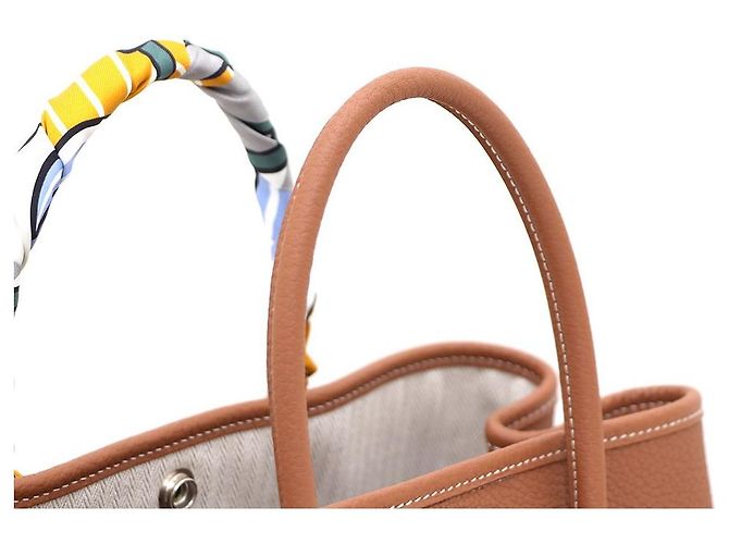Hermès Set Borsa Tote Garden Party Gold e Twilly Marrone - vista 5