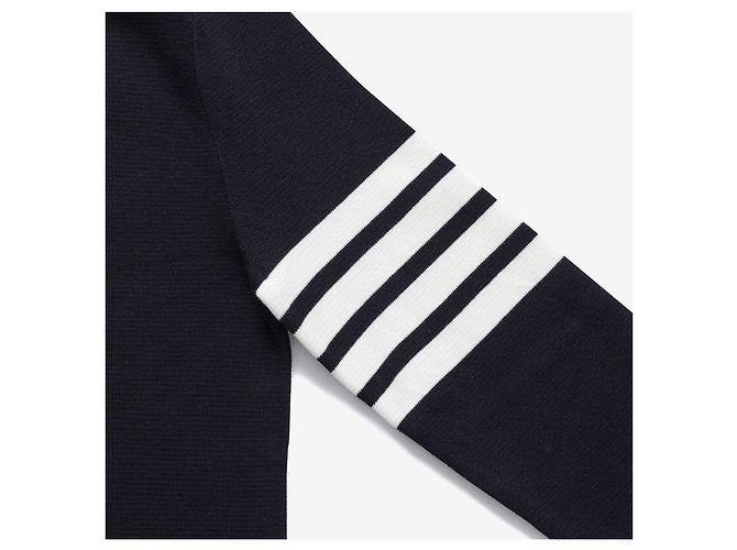 Thom Browne Gestrickter Herrenpullover mit Streifen im Milano-Stich in Navy Blau - Ansicht 8