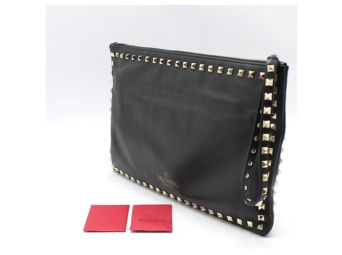 Valentino Clutch con tracolla larga in pelle nera con borchie dorate Nero - vista 2