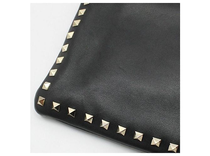 Valentino Clutch con tracolla larga in pelle nera con borchie dorate Nero - vista 8