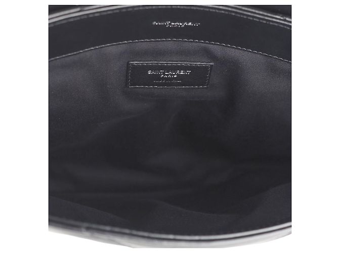 Saint Laurent Clutch Loulou Flap Matelassé Argento - vista 7