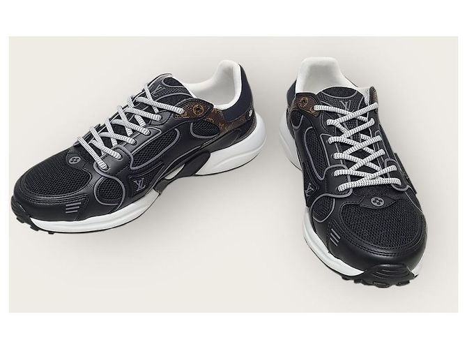 Louis Vuitton Sneakers Olympia Monogram LV Nere Nero - vista 3