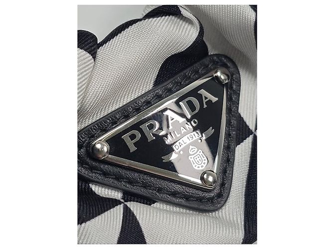 Prada Re-Nylon Scrunchie Silvery - view 4