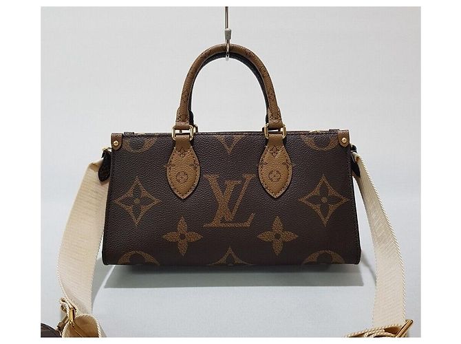 Louis Vuitton Borsa tote a spalla OnTheGo East-West Multicolore - vista 2