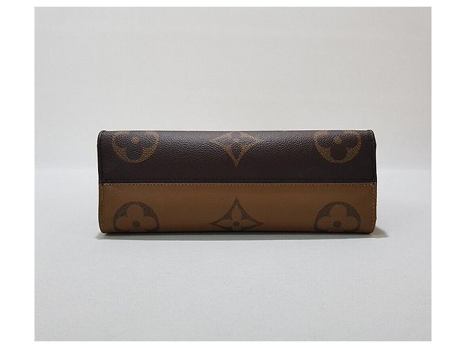 Louis Vuitton Borsa tote a spalla OnTheGo East-West Multicolore - vista 6