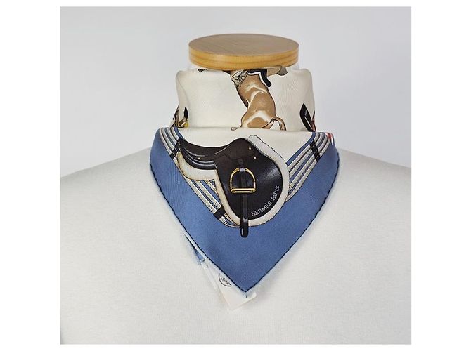 Silk In Hermès Sciarpa di seta da donna con bordi arrotolati Blu - vista 8