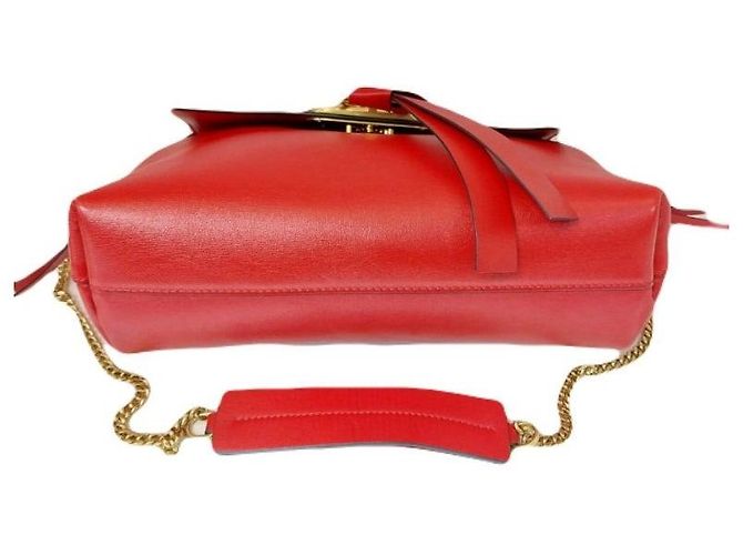 Valentino Schultertasche mit Ringkette in Rot - Ansicht 4