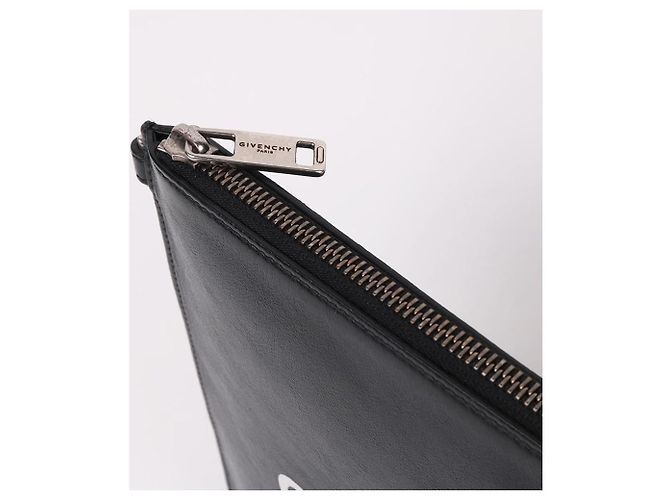 Givenchy Clutch Media Nera con Logo Stampato Nero - vista 5
