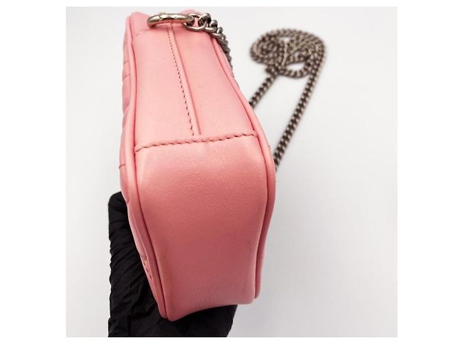 Gucci Borsa a tracolla mini GG Marmont trapuntata Rosso - vista 6