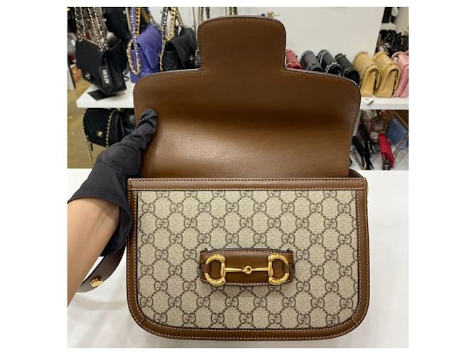 Horsebit 1955 Gucci Borsa a Spalla Horsebit GG Medium Marrone - vista 5