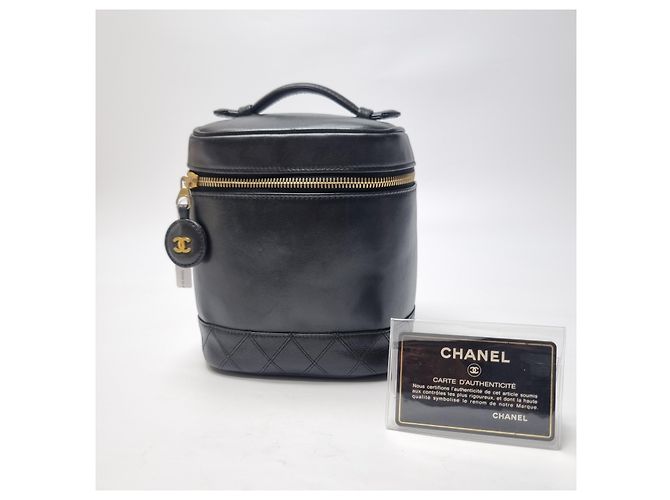 Vanity Chanel Kosmetiktasche aus Lammleder Schwarz - Ansicht 3