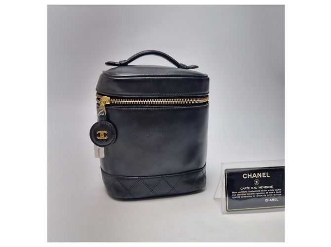 Vanity Chanel Kosmetiktasche aus Lammleder Schwarz - Ansicht 4