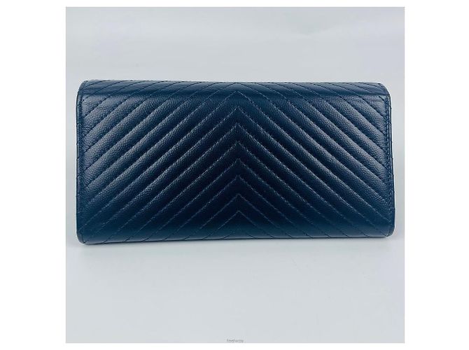 Chanel Cartera Larga Soft Caviar Chevron Silver Series Azul - vista 2