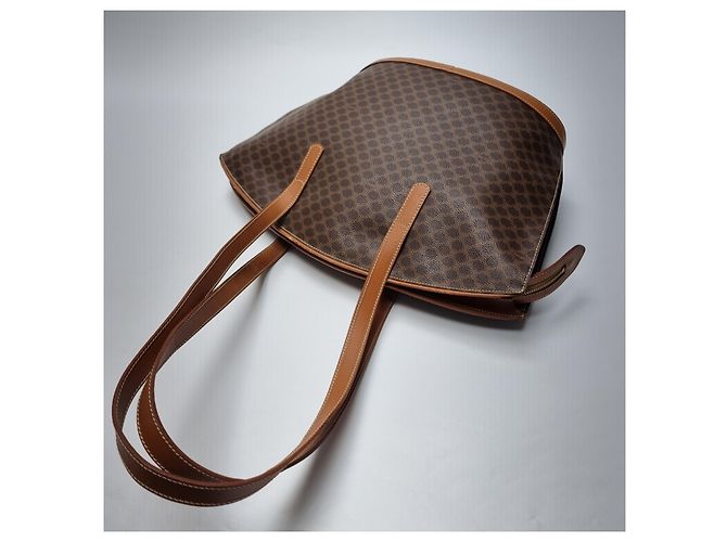 Céline Bolsa de ombro Macadam em formato de leque Marrom - vista 14