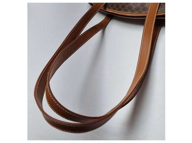 Céline Bolsa de ombro Macadam em formato de leque Marrom - vista 15