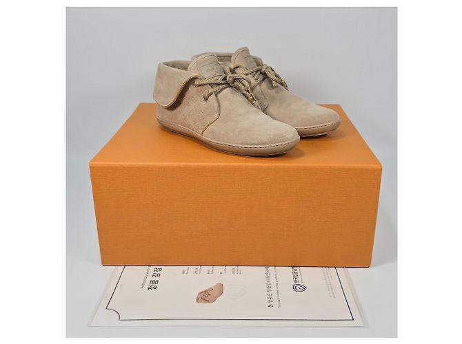 Louis Vuitton Monogramm Suede Moccasin Boots Orange - Ansicht 2