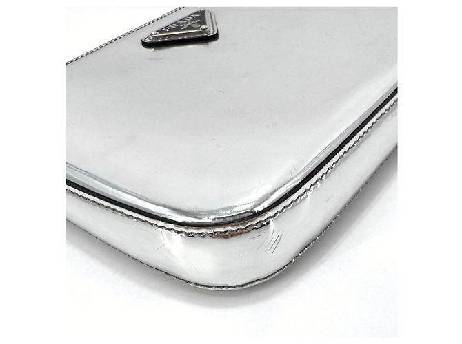 Prada Borsa a tracolla in pelle argento spazzolato - vista 11