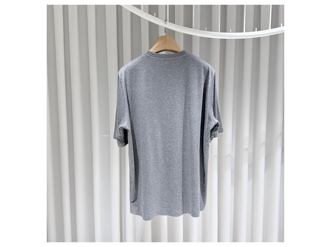Hermès Kurzärmeliges Baumwoll-T-Shirt mit Lederpatch Grau Braun - Ansicht 6