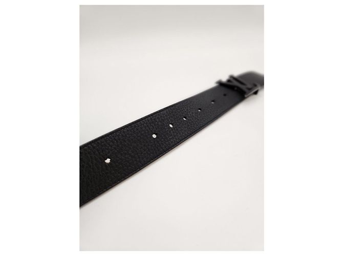Louis Vuitton Black Taurillon LV Initial Belt - view 7