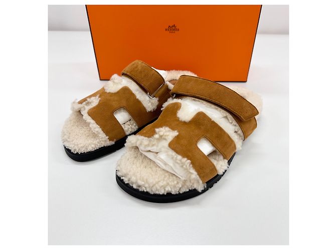 Hermès Sandali e pantofole in shearling Chypre da donna Multicolore - vista 3