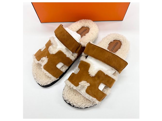 Hermès Sandali e pantofole in shearling Chypre da donna Multicolore - vista 4