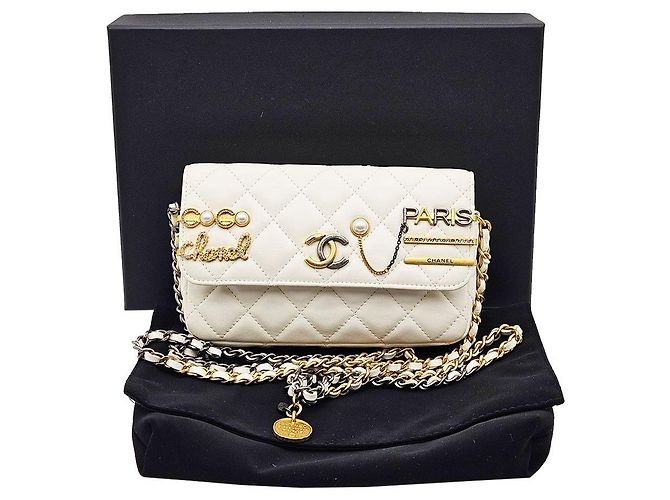 Chanel Serie di borse crossbody con patta e catena Pearl Strass Signature - vista 3