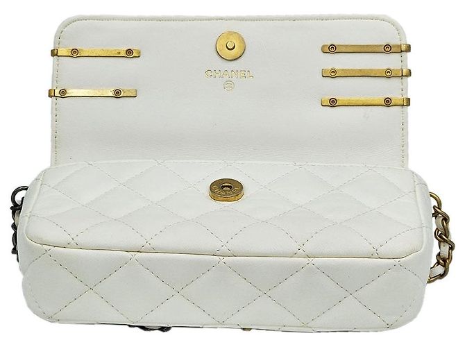 Chanel Serie di borse crossbody con patta e catena Pearl Strass Signature - vista 7