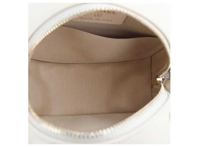 Chanel 19 Chanel Mini borsa a tracolla rotonda in agnello Marrone - vista 7