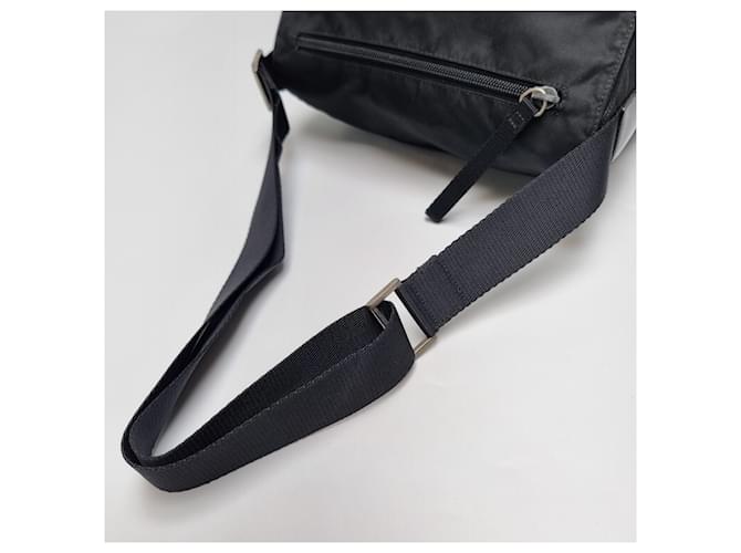 Prada Borsa a tracolla in nylon nero - vista 13