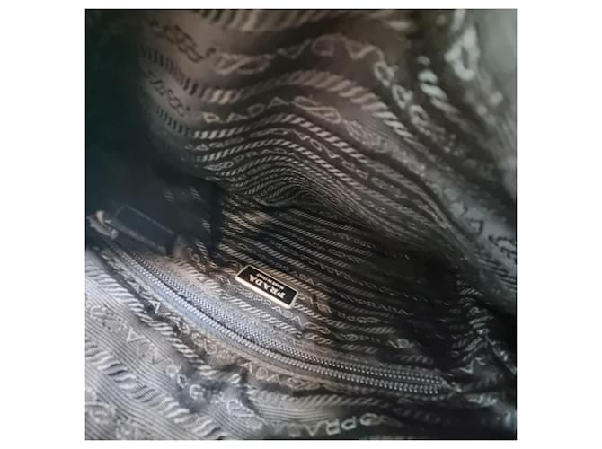 Prada Borsa a tracolla in nylon nero - vista 17