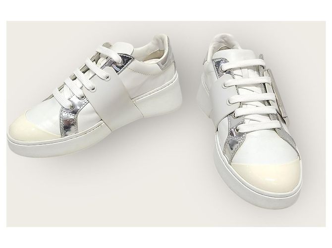 Roger Vivier Sneakers White Viv' Skate Metal Buckle Bianco - vista 3