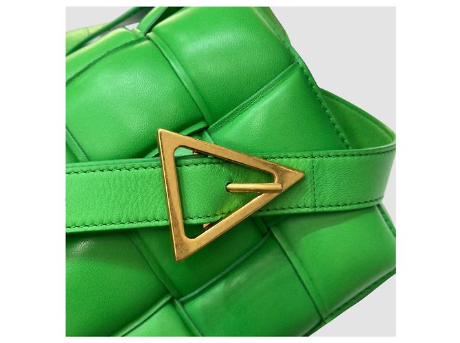 Bottega Veneta Bolsa Cassette de couro acolchoado Racing Green Verde - vista 10