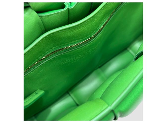 Bottega Veneta Bolsa Cassette de couro acolchoado Racing Green Verde - vista 7