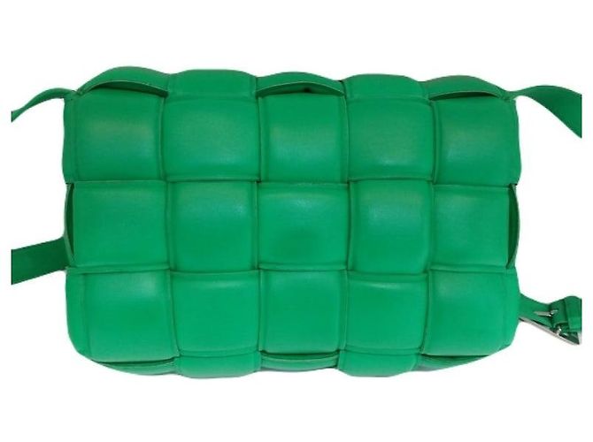 Bottega Veneta Bolsa de ombro e transversal Cassette em pele de cordeiro acolchoada Intrecciato Parakeet Verde - vista 4