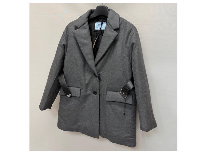 Prada Belted Cashmere Single Padding Jacket Black - view 4